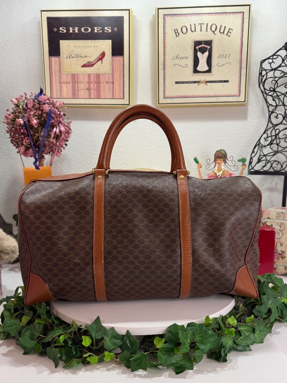 EXQUISITE CELINE MACADAM MONOGRAM EXTRA LARGE DUFFLE CARRY ON BAG! - Picture 9 of 17